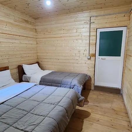 Livadhi 3* Moll' e Shoshit