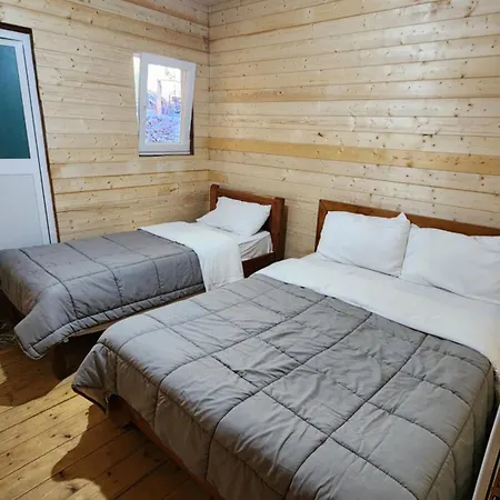 Livadhi 3*