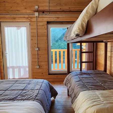Bed & Breakfast Livadhi Komani Moll' e Shoshit