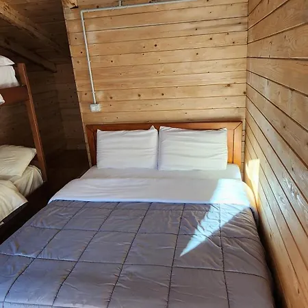 Livadhi 3*