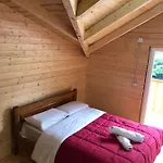 Livadhi Moll' e Shoshit