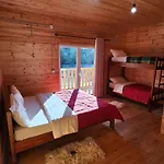 Bed & Breakfast Livadhi 3*