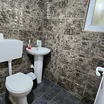 Livadhi 3* Moll' e Shoshit