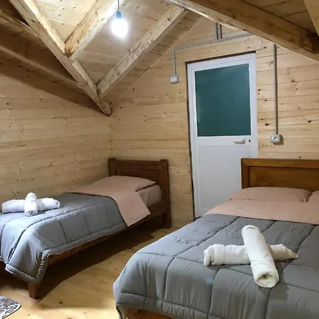 Livadhi Moll' e Shoshit